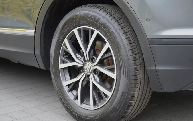 Volkswagen Tiguan cena 94700 przebieg: 196554, rok produkcji 2019 z Piechowice małe 781